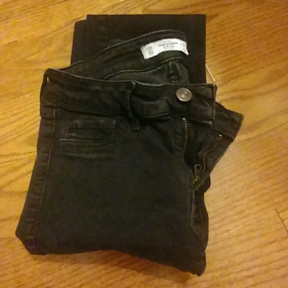 Abercrombie and Fitch size 2R black Jeans